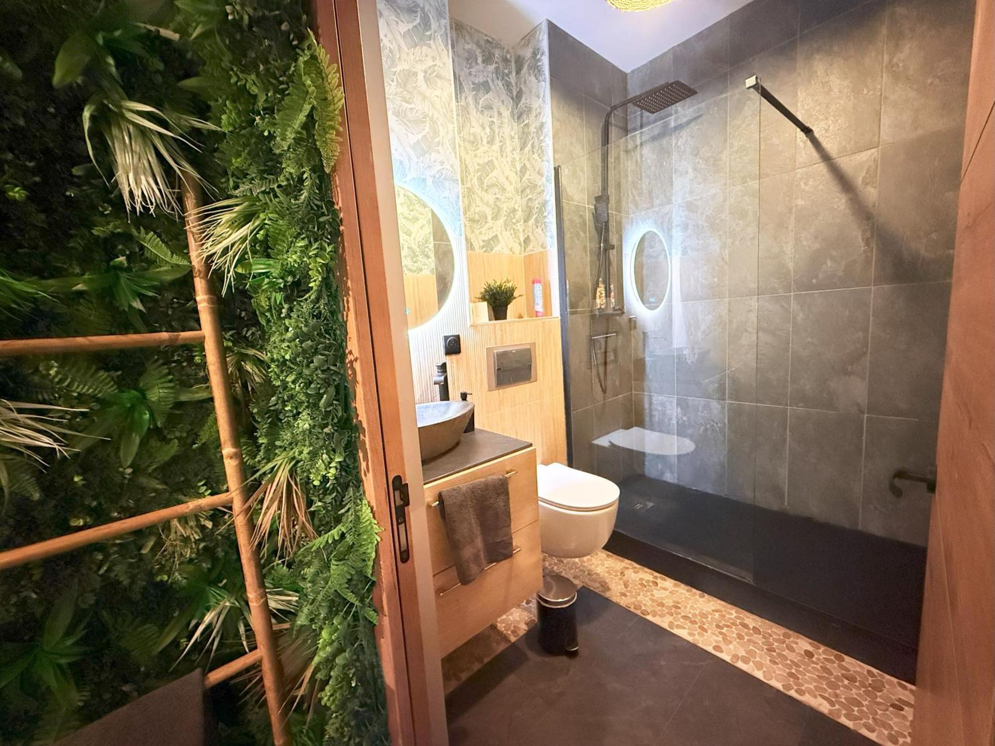 Narbnb - Jungle Suite - Jacuzzi - Centre - Clim Narbonne Exterior photo